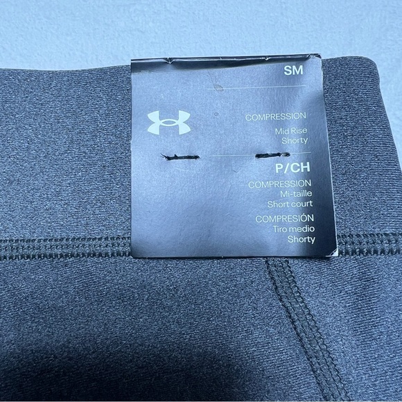 Under Armour Gray Athletic Shorts Moisture-Wicking Elastic Waistband - Picture 3 of 5